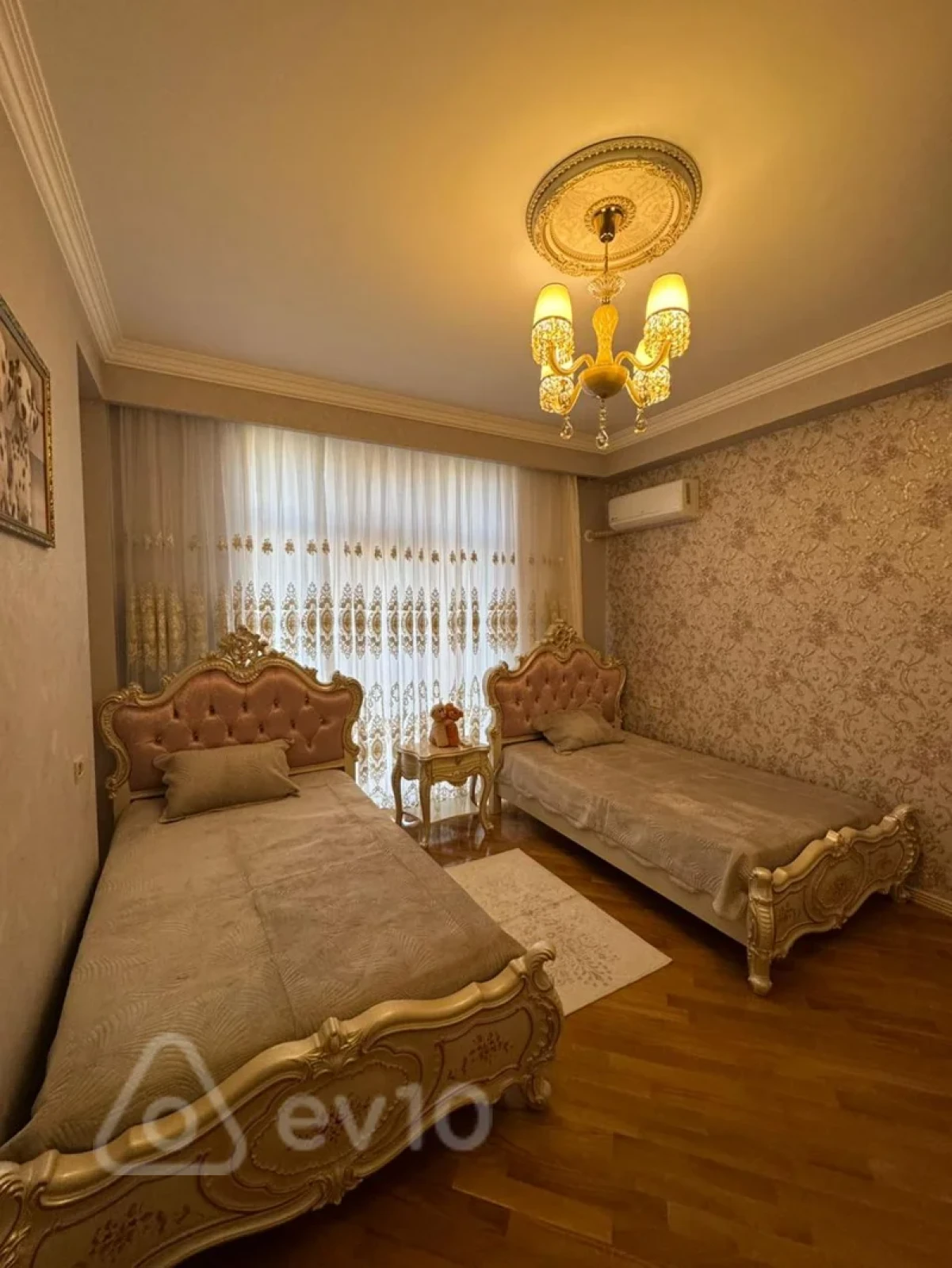 Kirayə verilir 3 otaqlı yeni tikili 125 m²