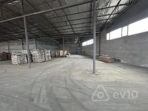 Kirayə verilir mənzil 1700 m²