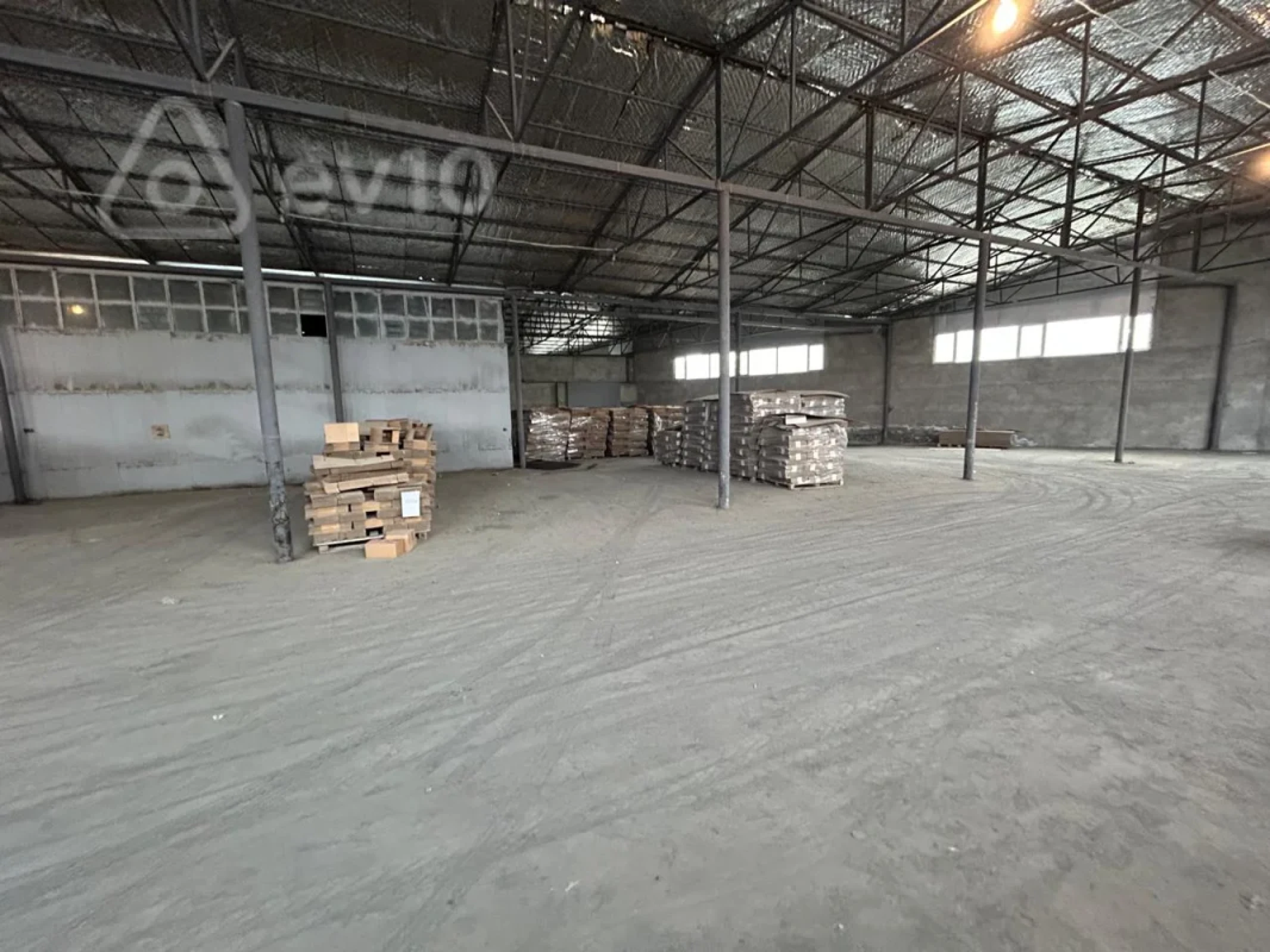 Kirayə verilir mənzil 1700 m²