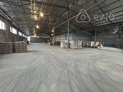 Kirayə verilir mənzil 1700 m²