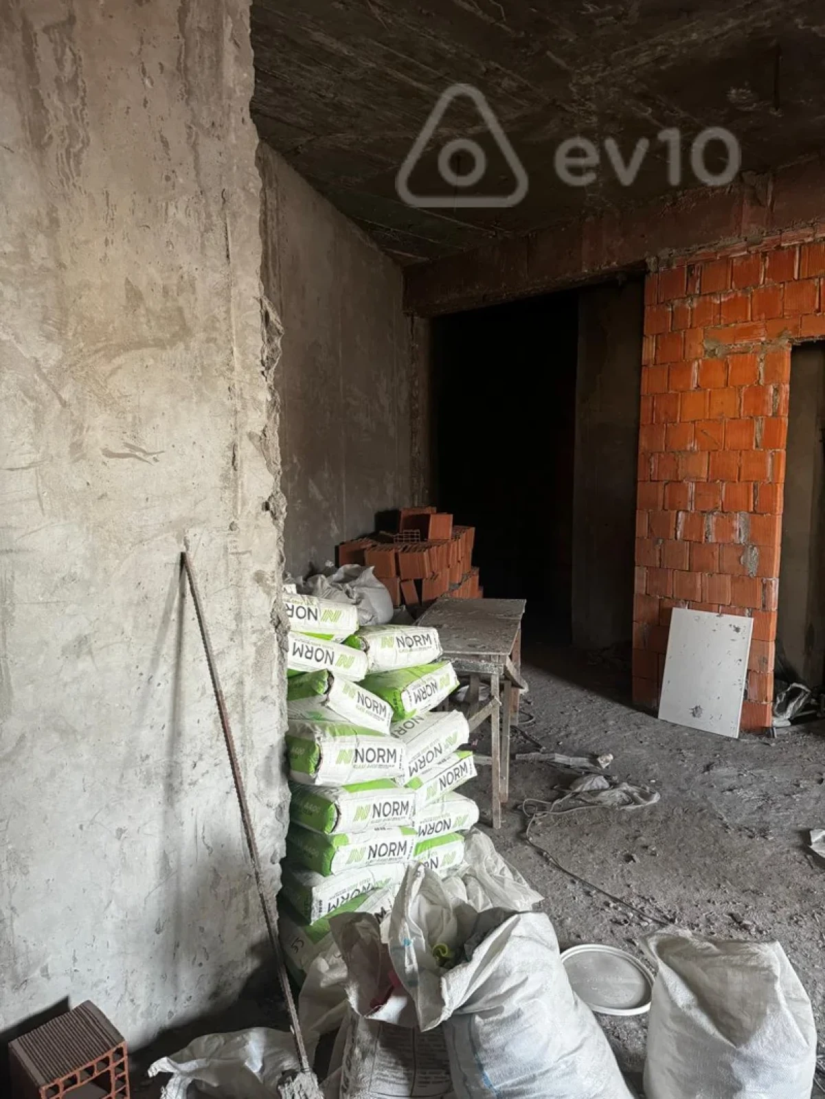 Satılır 2 otaqlı yeni tikili 124 m²