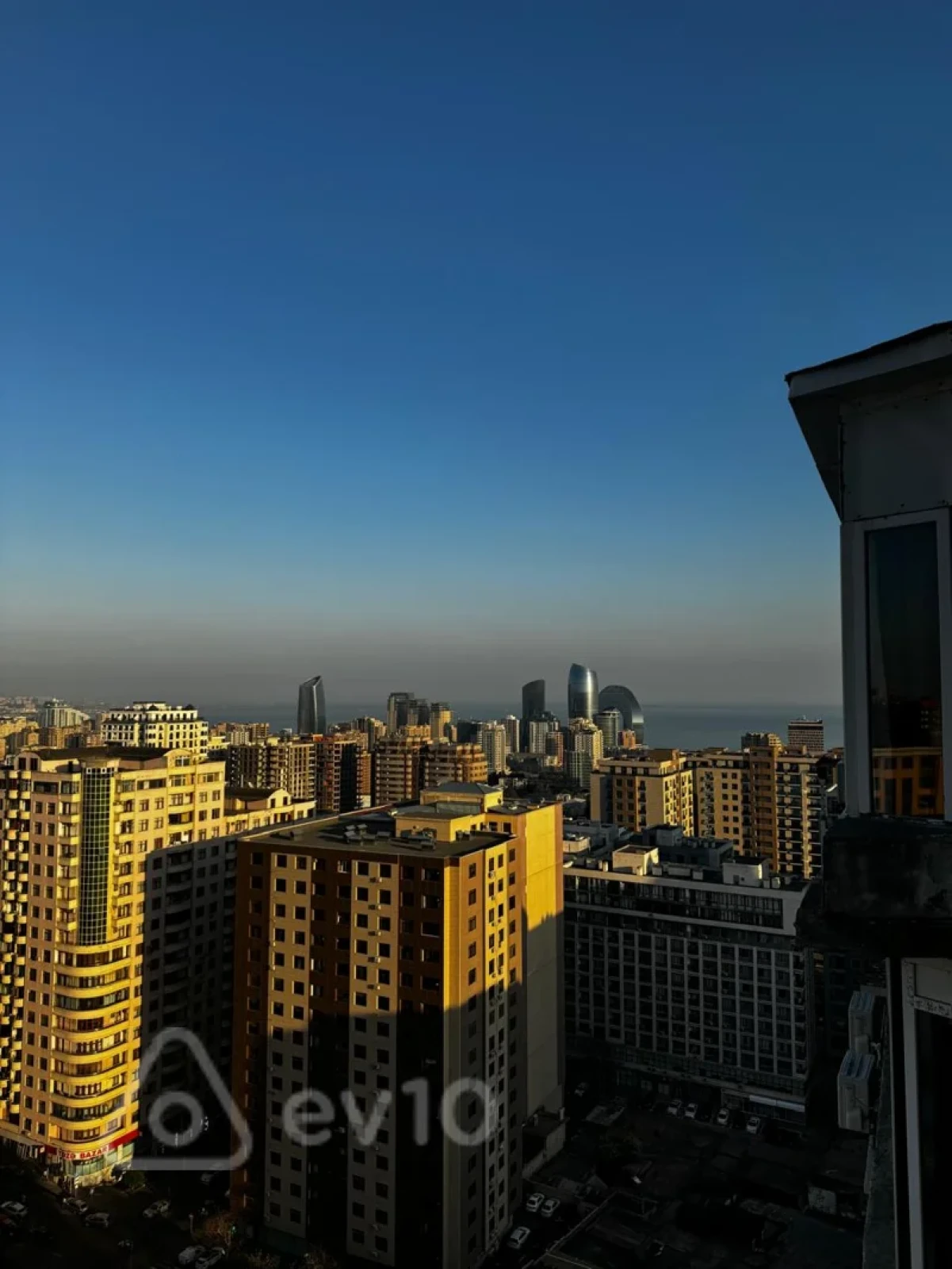 Satılır 2 otaqlı yeni tikili 124 m²