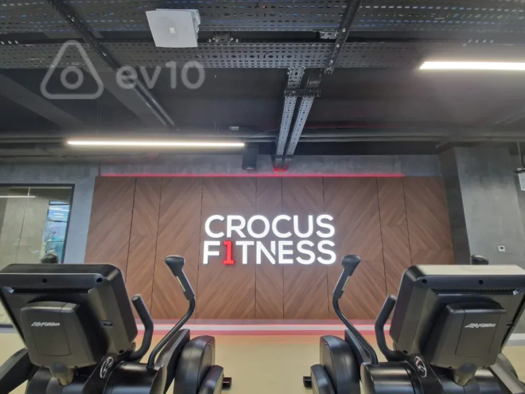 Kirayə verilir 4 otaqlı yeni tikili 180 m²