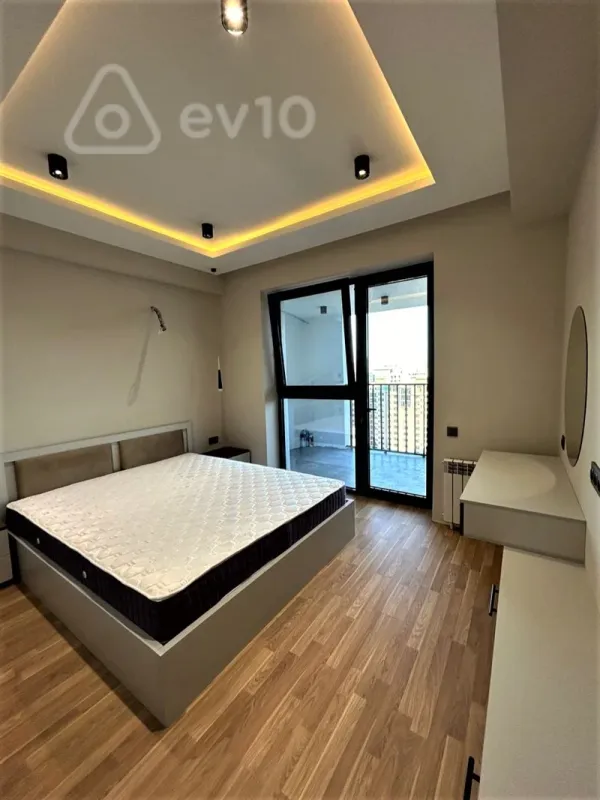 Kirayə verilir 4 otaqlı yeni tikili 180 m²