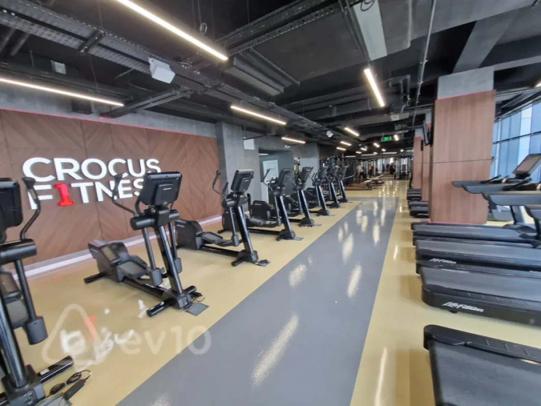 Kirayə verilir 4 otaqlı yeni tikili 180 m²