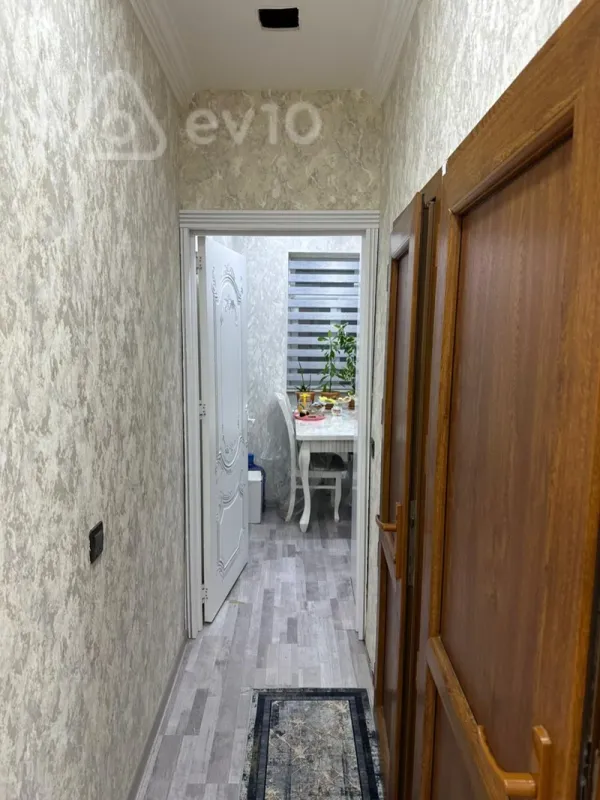 Satılır 3 otaqlı köhnə tikili 75 m²
