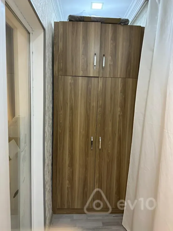 Satılır 3 otaqlı köhnə tikili 75 m²