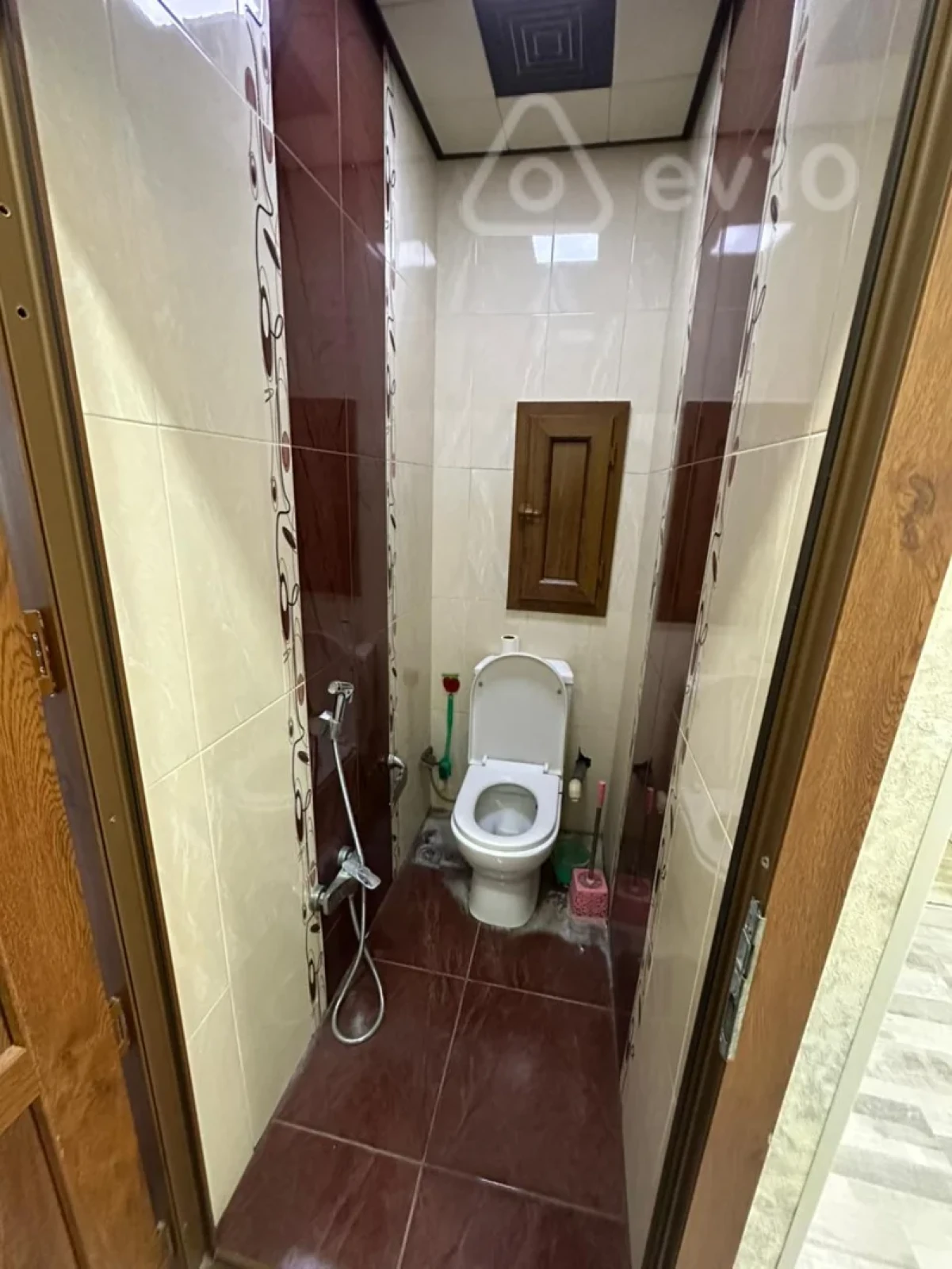 Satılır 3 otaqlı köhnə tikili 75 m²