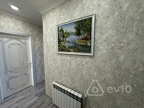 Satılır 3 otaqlı köhnə tikili 75 m²