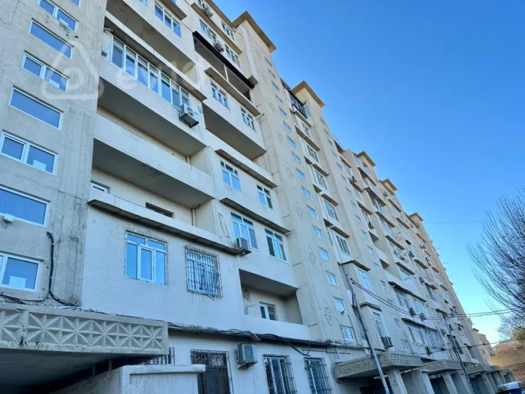 Satılır 3 otaqlı köhnə tikili 75 m²