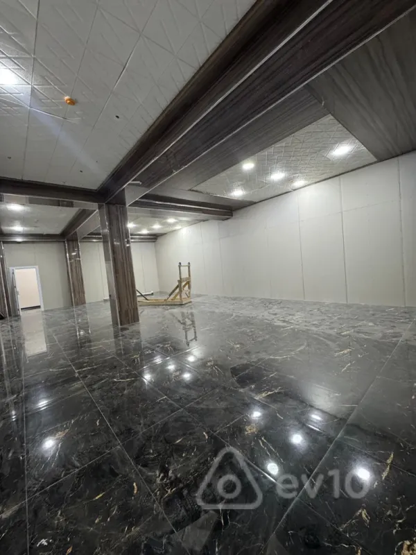 Kirayə verilir 1 otaqlı ofis 170 m²