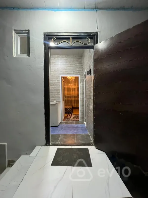 Satılır 1 otaqlı həyət evi 50 m²