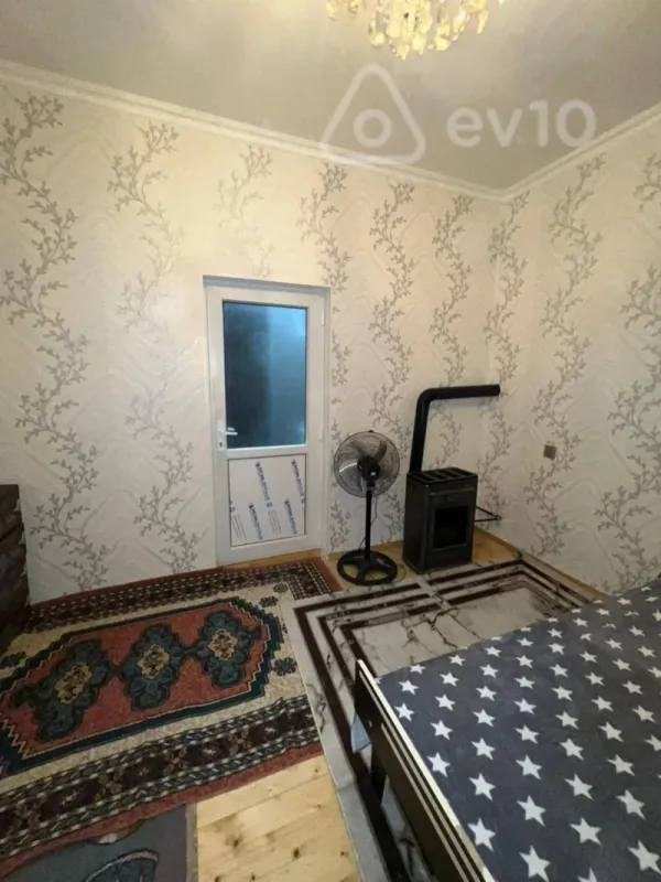 Satılır 1 otaqlı həyət evi 50 m²