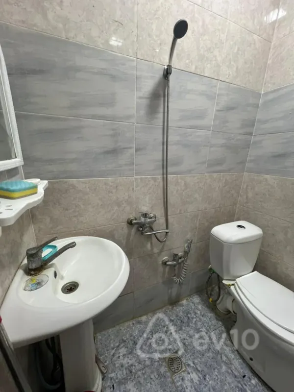 Satılır 1 otaqlı həyət evi 50 m²