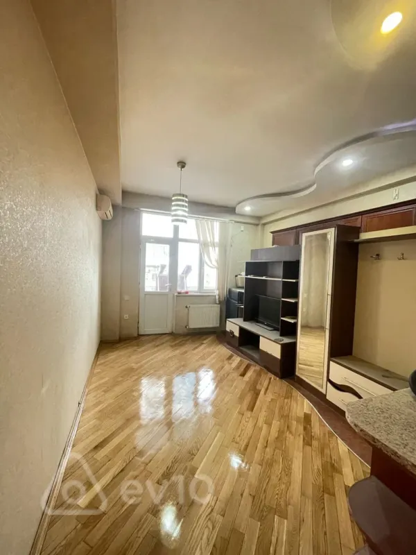 Satılır 3 otaqlı yeni tikili 140 m²