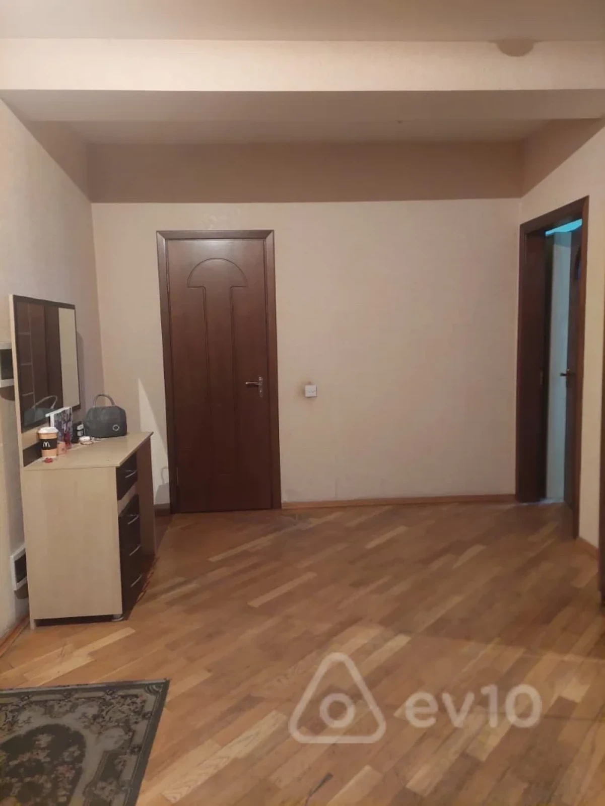 Kirayə verilir 2 otaqlı yeni tikili 65 m²
