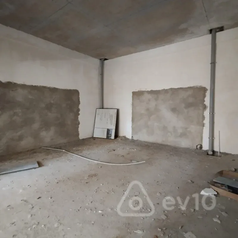 Kirayə verilir mənzil 363 m²