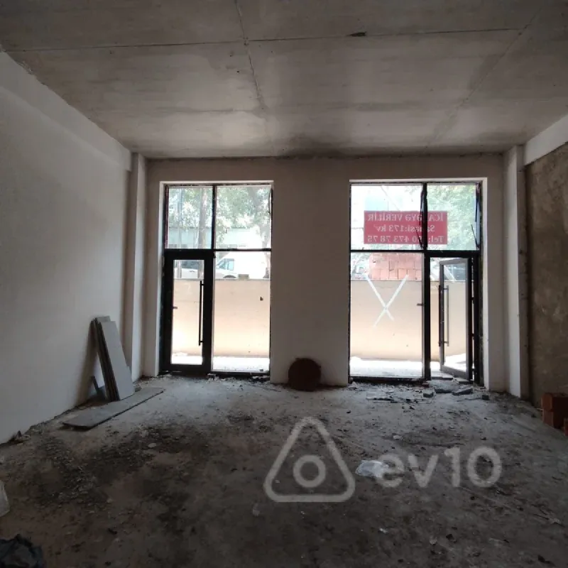 Kirayə verilir mənzil 363 m²
