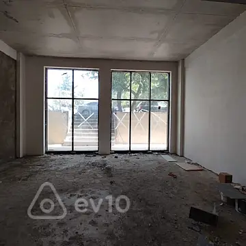 Kirayə verilir mənzil 363 m²