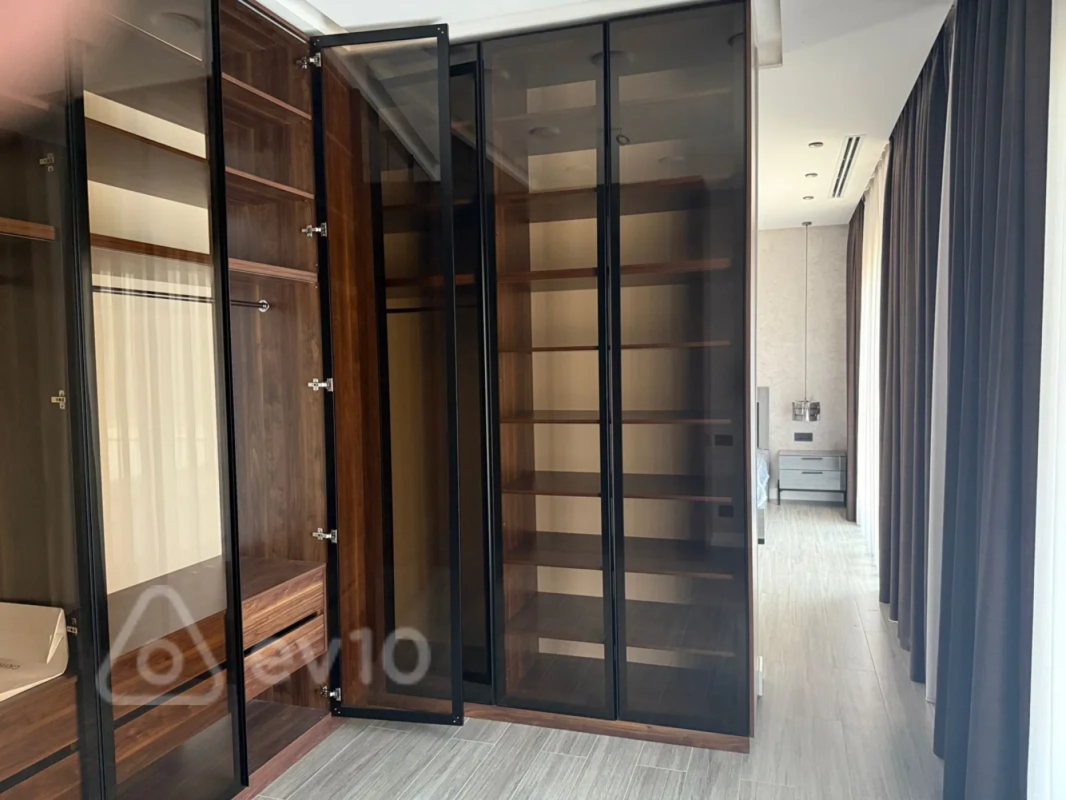 Kirayə verilir 6 otaqlı həyət evi 380 m²