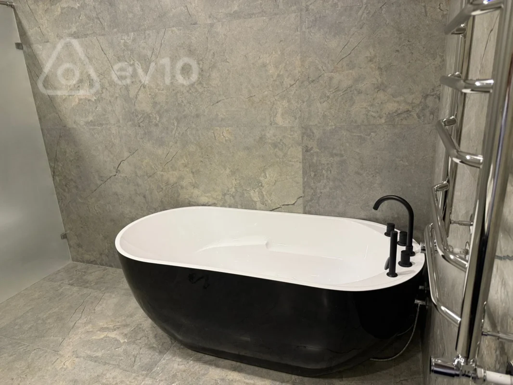 Kirayə verilir 6 otaqlı həyət evi 380 m²