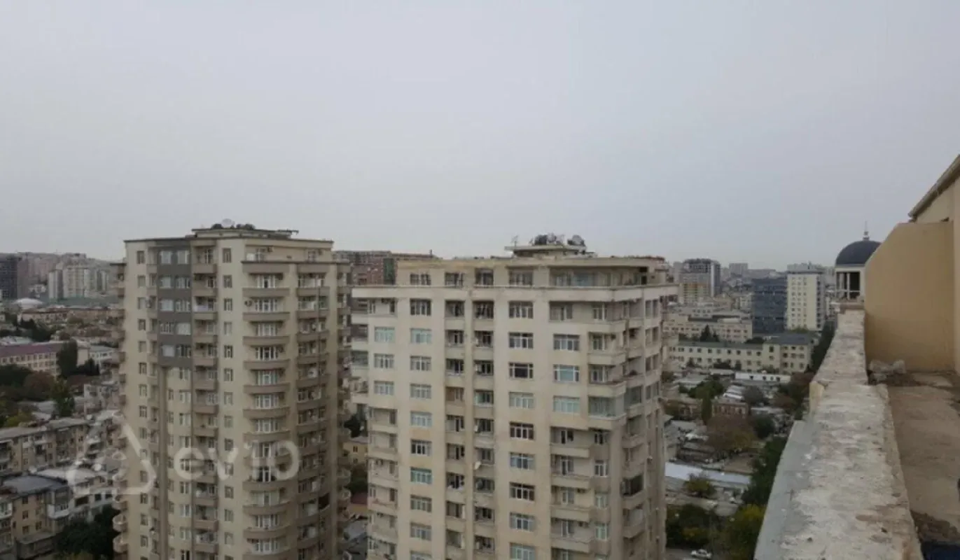 Satılır 3 otaqlı yeni tikili 170 m²