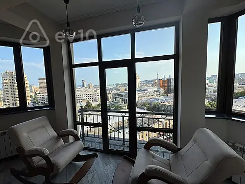 Kirayə verilir 3 otaqlı yeni tikili 132 m²