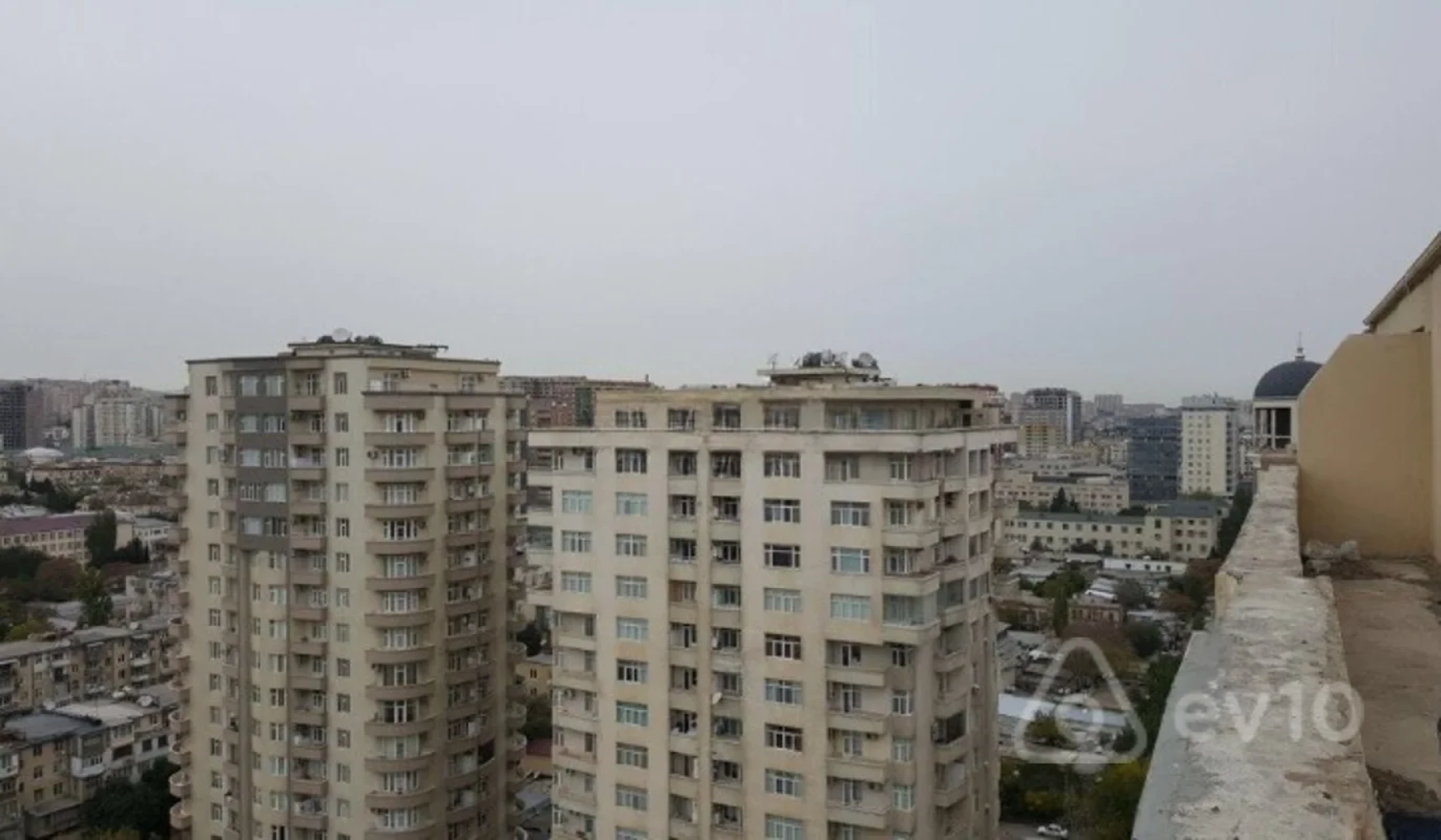 Satılır 3 otaqlı yeni tikili 150 m²