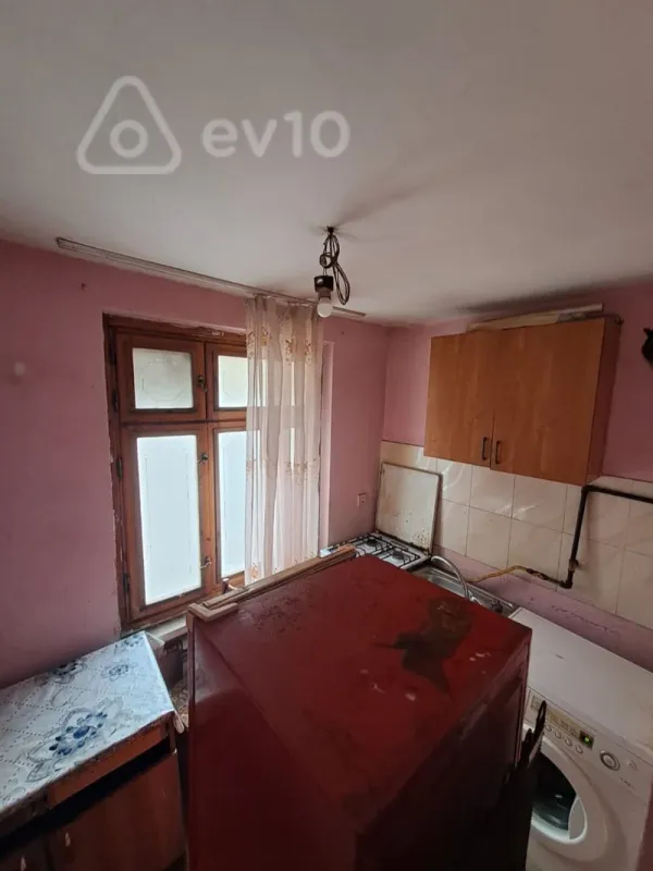 Kirayə verilir 1 otaqlı köhnə tikili 41 m²