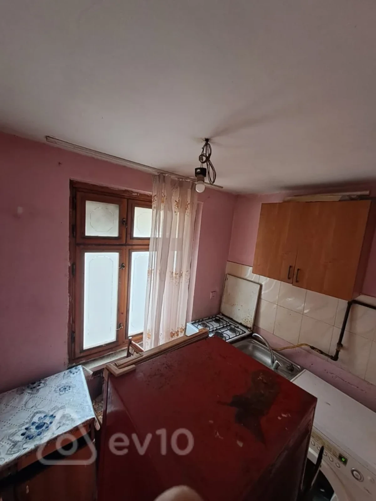 Kirayə verilir 1 otaqlı köhnə tikili 41 m²