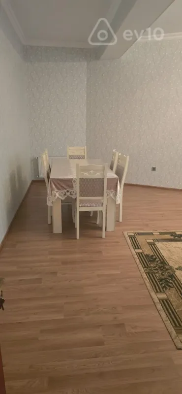 Kirayə verilir 3 otaqlı yeni tikili 140 m²