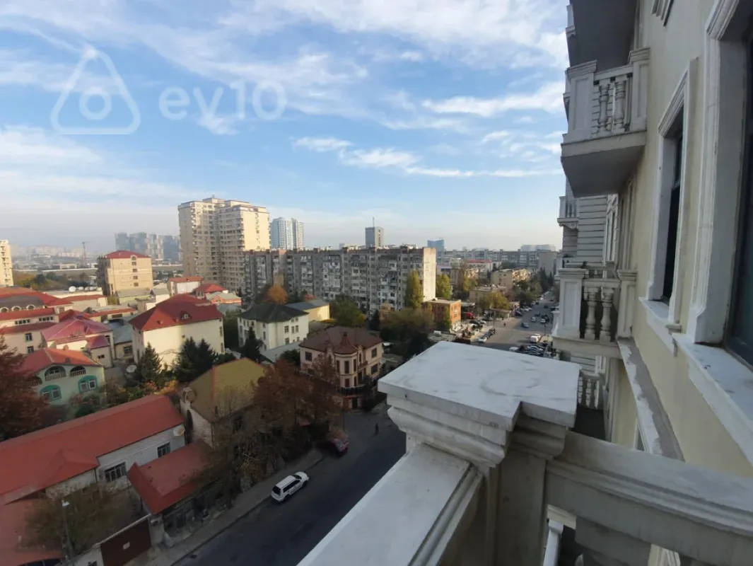Kirayə verilir 3 otaqlı yeni tikili 102 m²