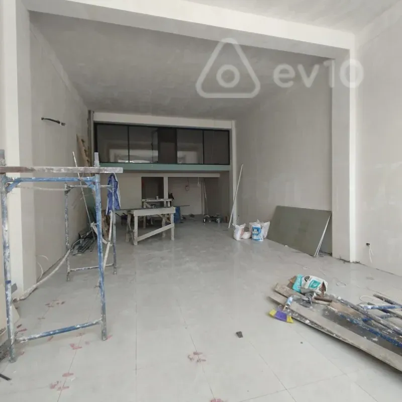 Kirayə verilir mənzil 165 m²