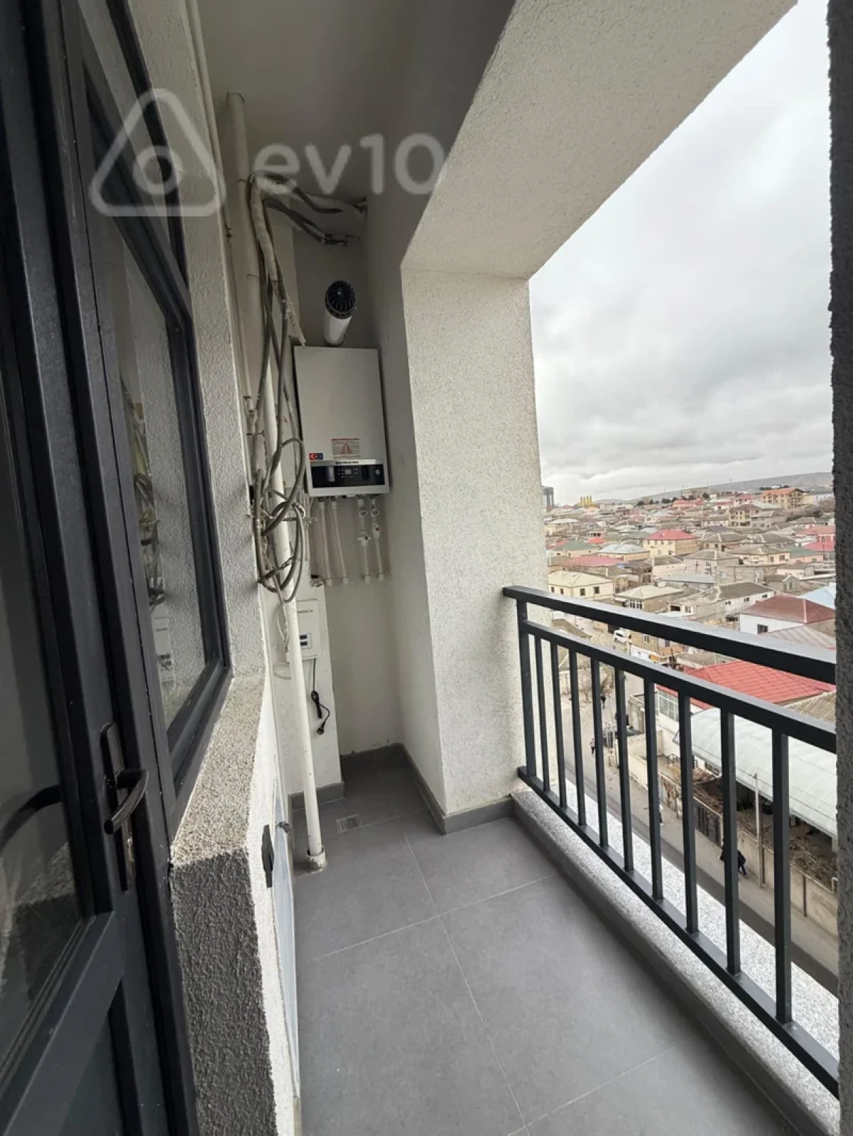 Satılır 3 otaqlı yeni tikili 77.7 m²