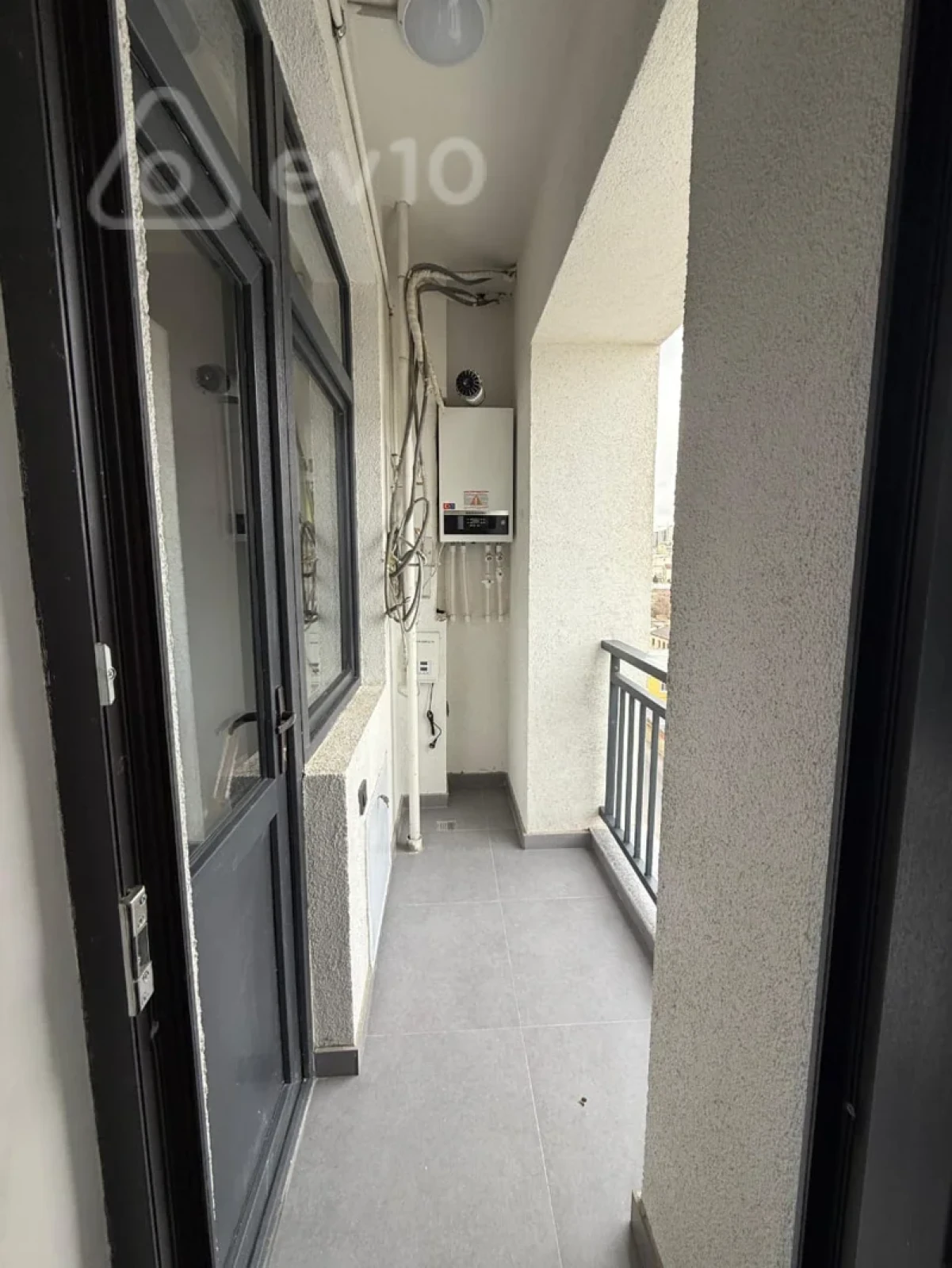 Satılır 3 otaqlı yeni tikili 77.7 m²