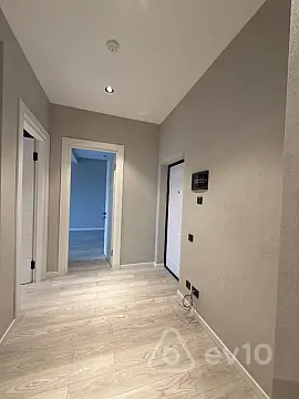 Satılır 3 otaqlı yeni tikili 77.7 m²