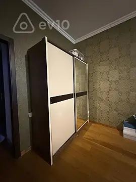 Kirayə verilir 3 otaqlı yeni tikili 110 m²