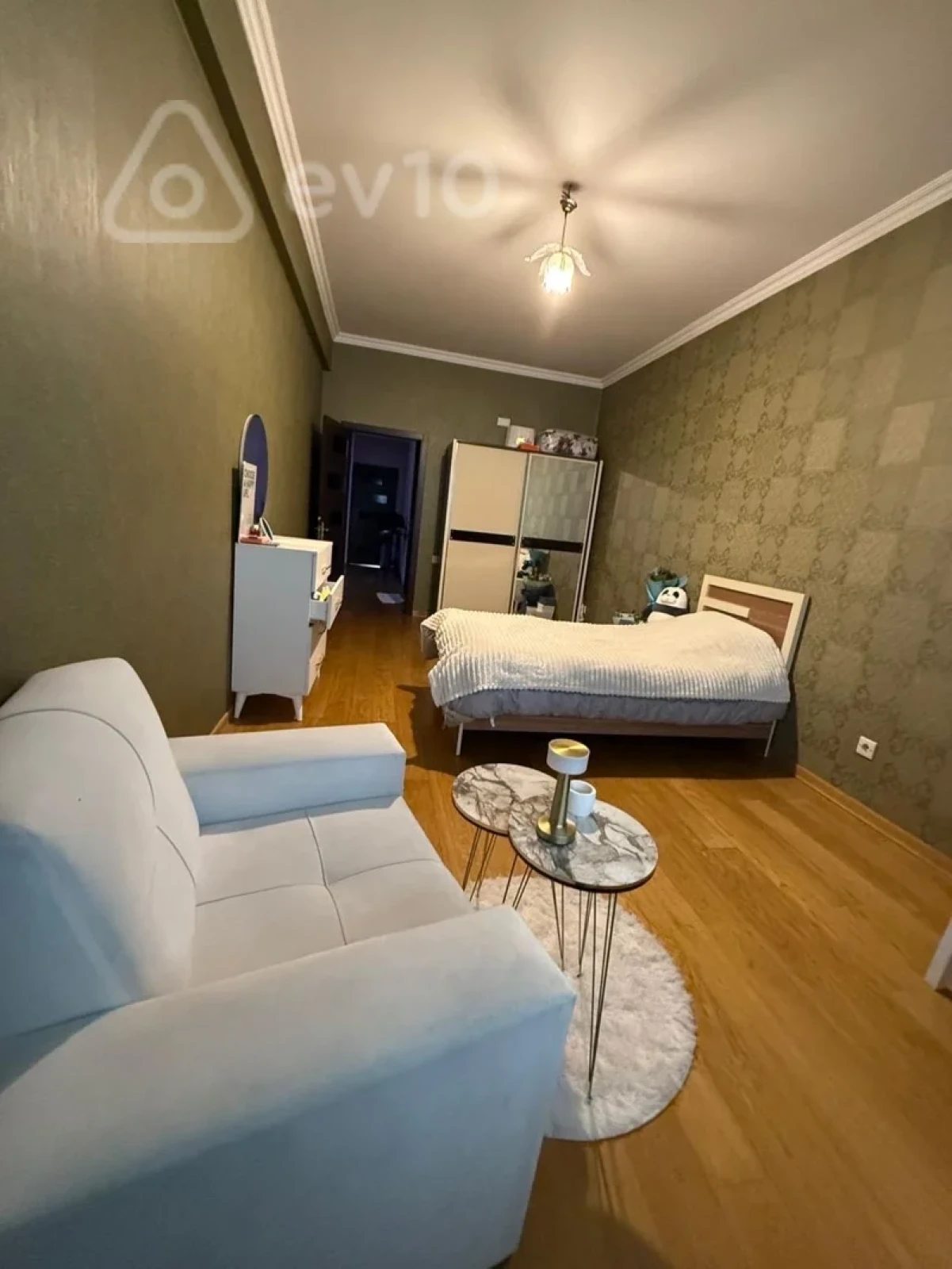 Kirayə verilir 3 otaqlı yeni tikili 110 m²