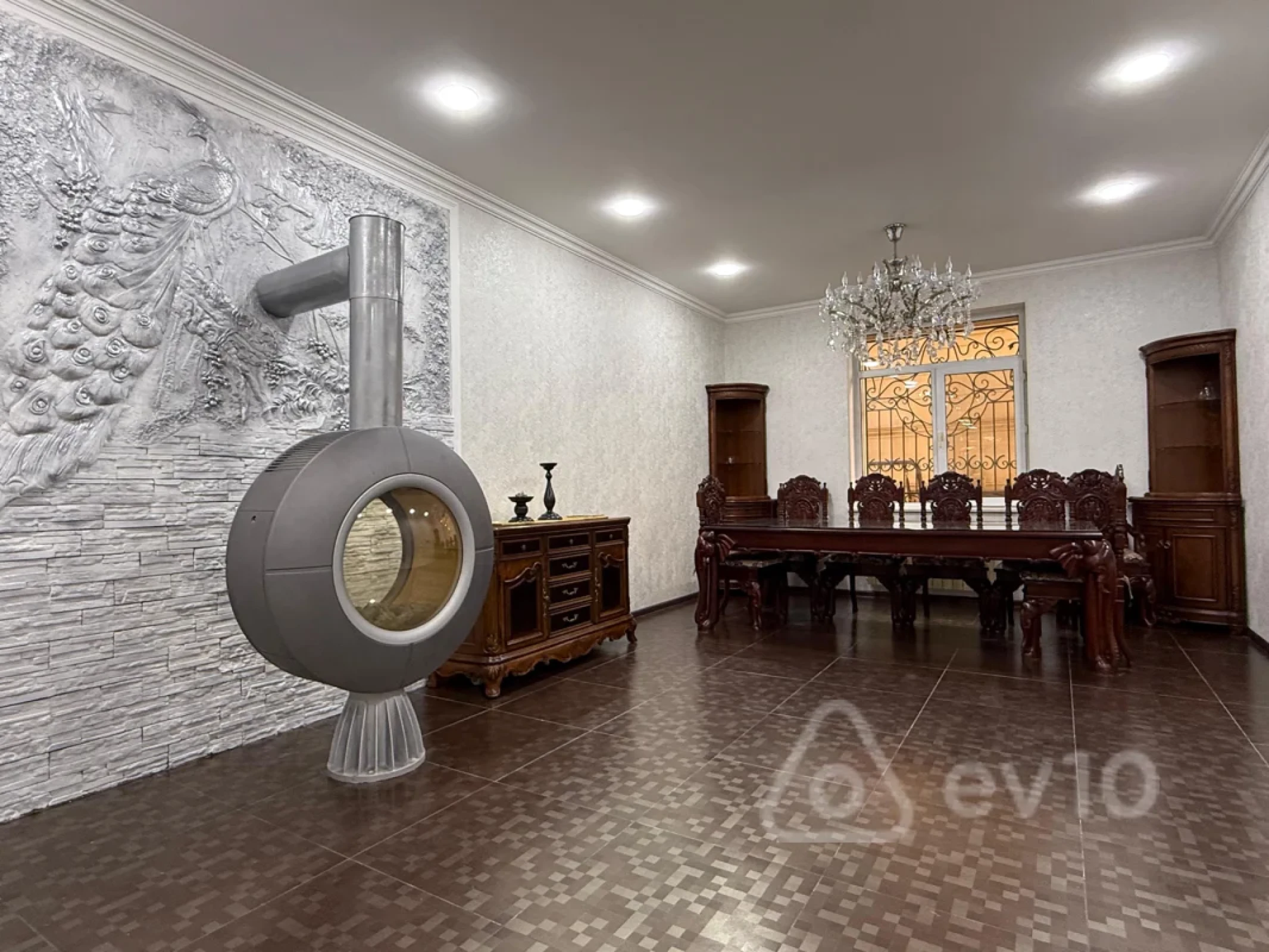 Satılır 4 otaqlı həyət evi 381 m²