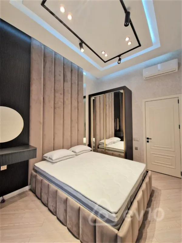 Kirayə verilir 3 otaqlı yeni tikili 100 m²