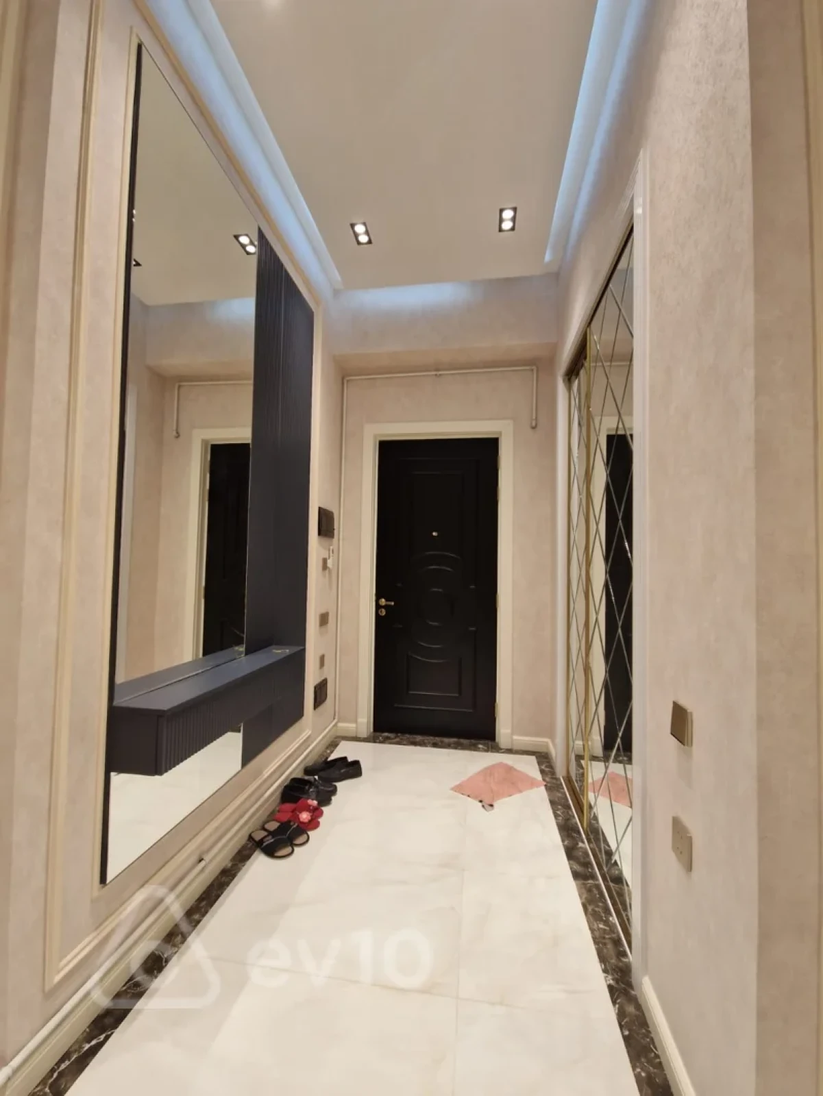 Kirayə verilir 3 otaqlı yeni tikili 100 m²