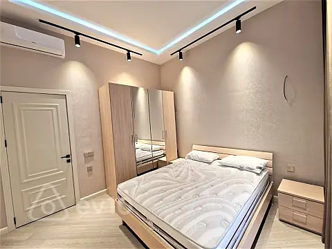 Kirayə verilir 3 otaqlı yeni tikili 100 m²