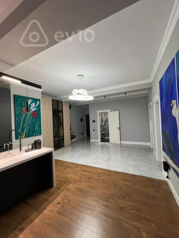 Kirayə verilir 2 otaqlı yeni tikili 160 m²