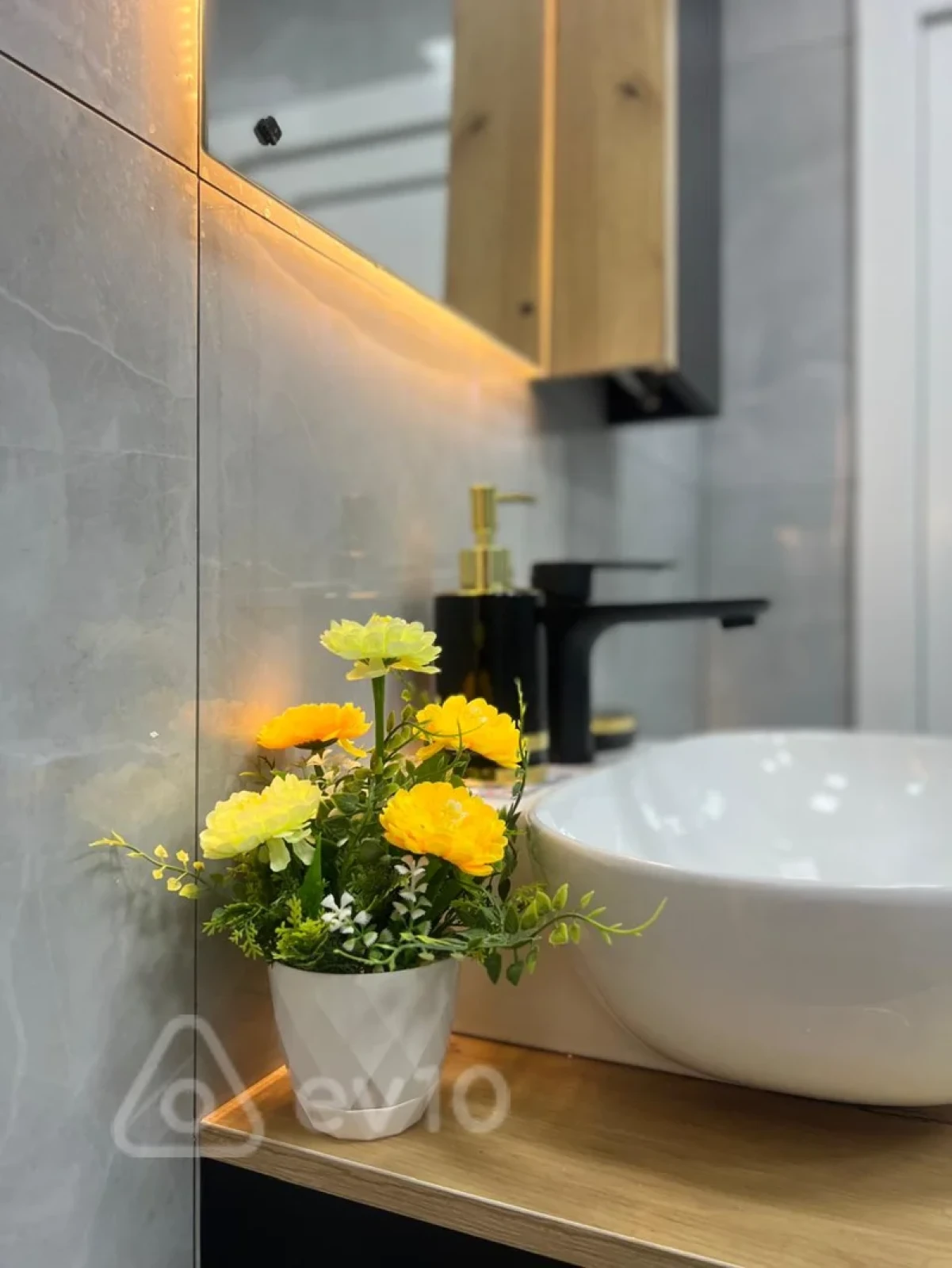 Satılır 3 otaqlı yeni tikili 95 m²