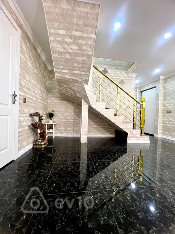 Satılır 3 otaqlı yeni tikili 95 m²