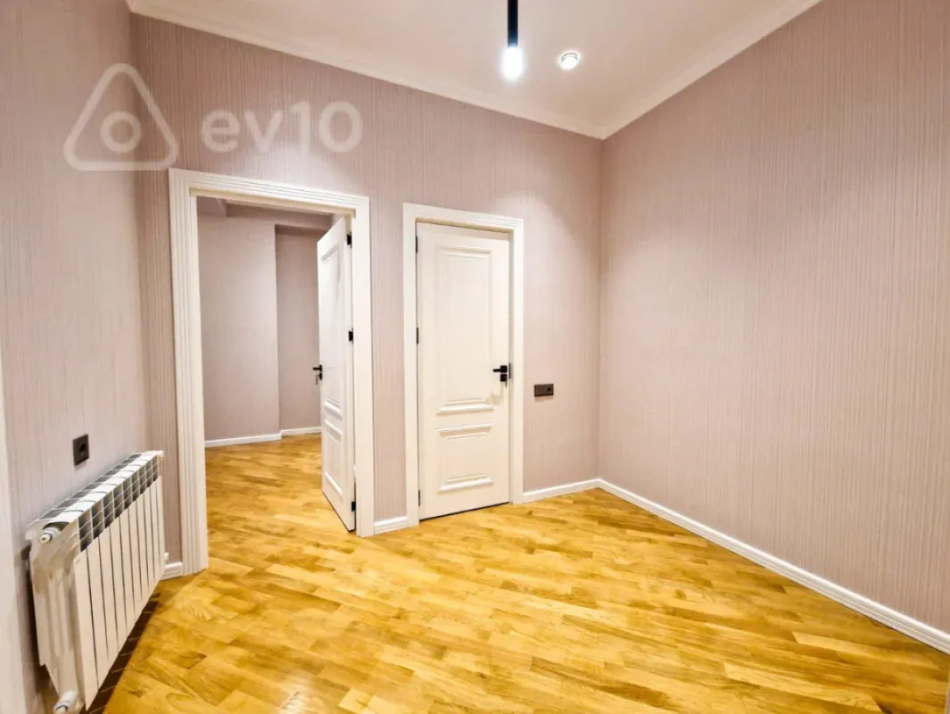 Satılır 2 otaqlı yeni tikili 63 m²