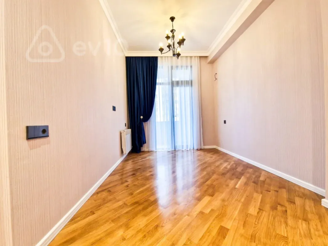 Satılır 2 otaqlı yeni tikili 63 m²