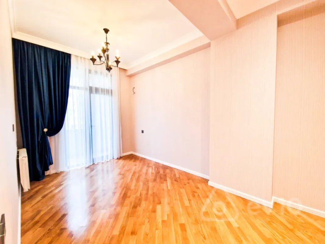 Satılır 2 otaqlı yeni tikili 63 m²