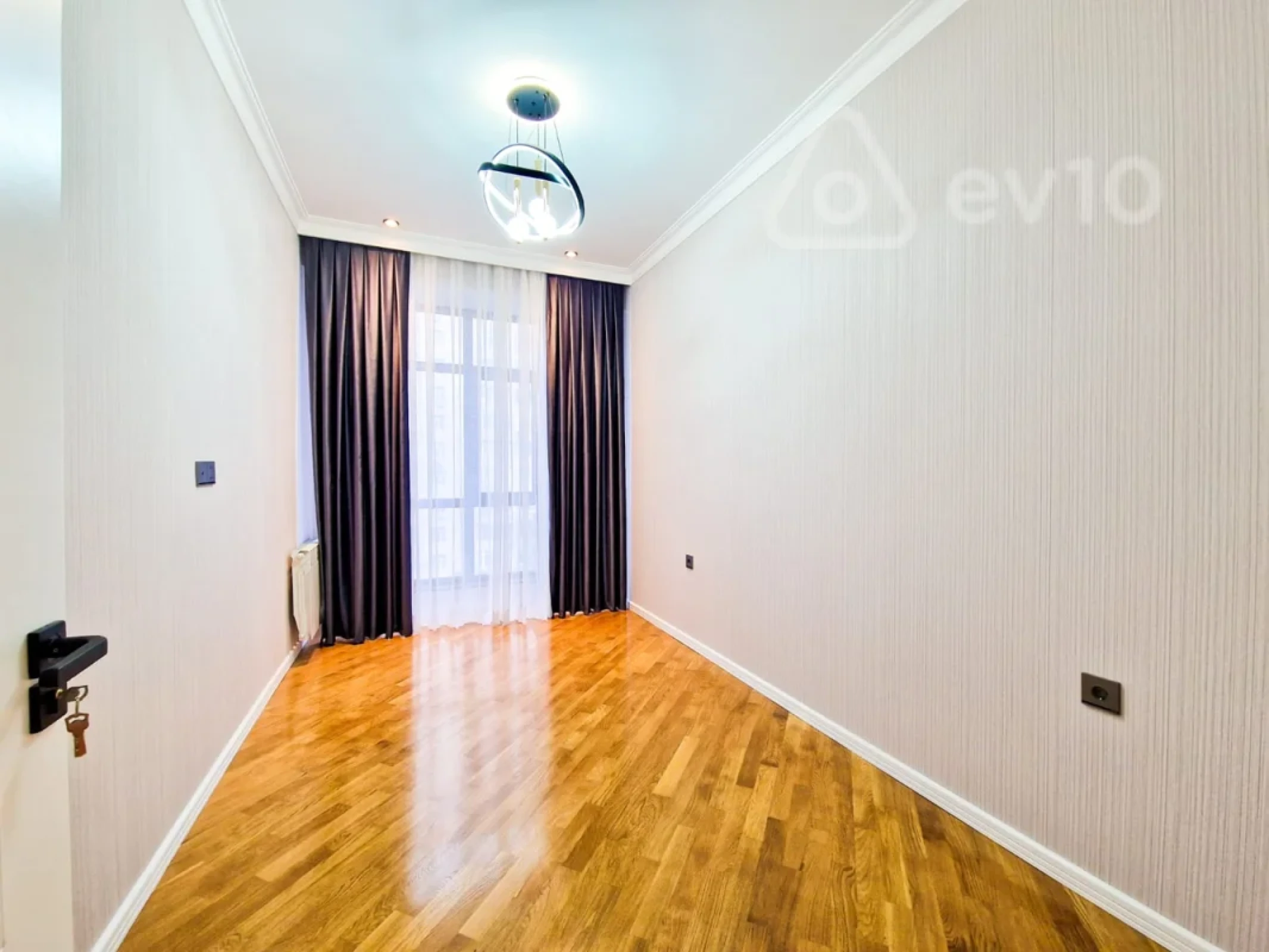 Satılır 2 otaqlı yeni tikili 63 m²