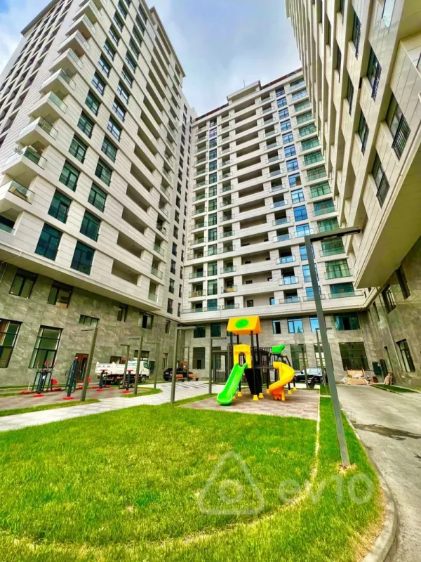 Kirayə verilir 2 otaqlı yeni tikili 75 m²